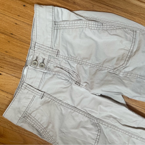 Hollister Mid rise Relaxed Cargo Pants - Picture 5 of 16